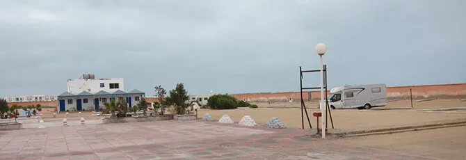 Camping Sahara Line مخيم خط صحارى